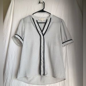 Monteau Los Angeles Womens Polka Dots Short Sleeve Split Neck Blouse